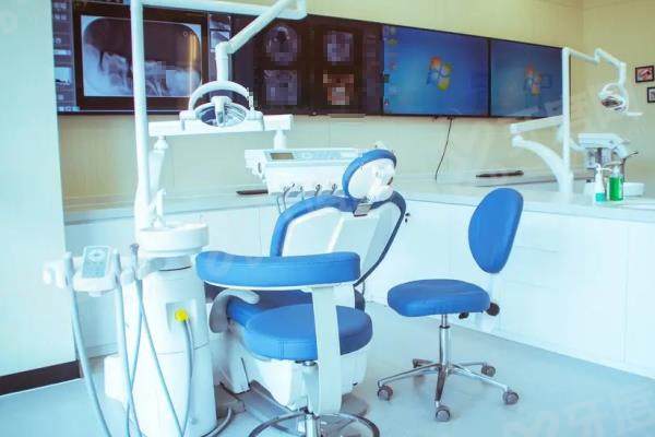 珠海金湾诺贝尔口腔医院诊室