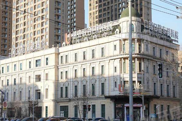 沈阳牙医贾天鹰简介资料：德立联合口腔种植专家！种植牙媲美真牙，咀嚼力拉满！