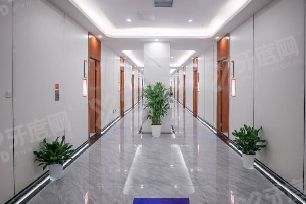 重庆黔江区中诚口腔医院