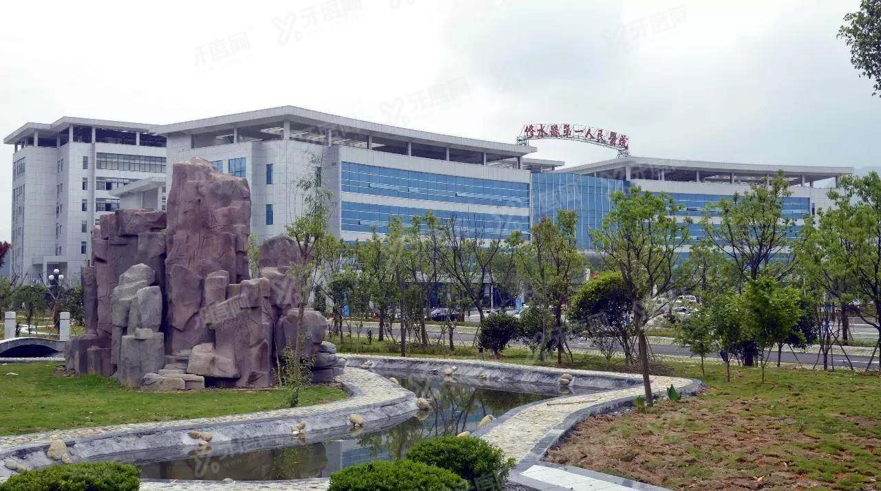修水县第一人民医院口腔科收费标准：种植牙|正畸|镶牙|拔牙价格都有