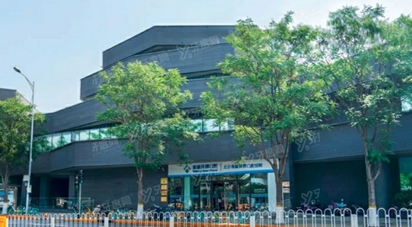 北京泰康拜博口腔医院补贴是真的吗？无医保但补贴真实，正规私立医院种牙矫正不贵！