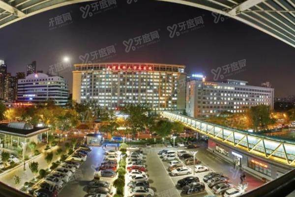 天津医科大学总医院眼科价格多少?天津医科大学总医院眼科收费标准表公布!