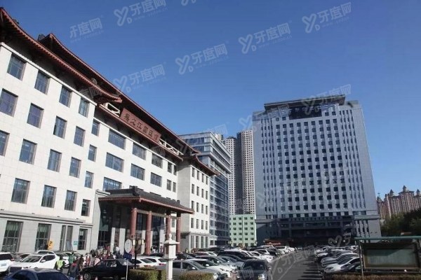 公布黑龙江中医药大学附属第一医院眼科价格表，近视手术9500元起