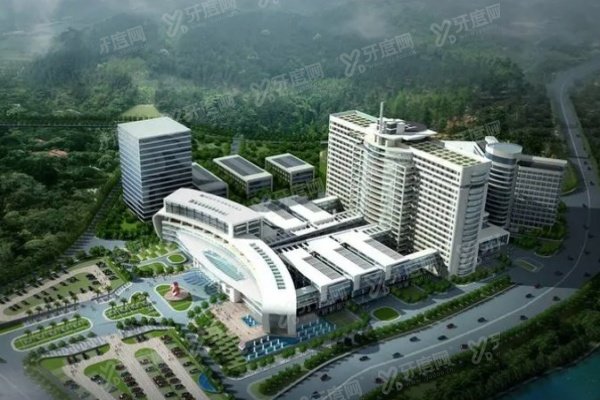 遵义市第 一人民医院眼科价格表显示(近视手术1.18W/白内障4.9K/青光眼2K起).jpg