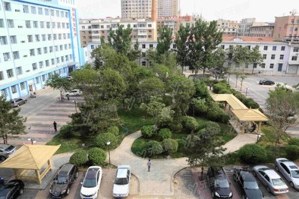 吉林大学第二医院眼科花园