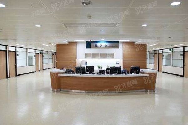 yanke.yadoo.cn广西梧州市工人医院眼科.jpg