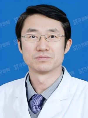 张小隆