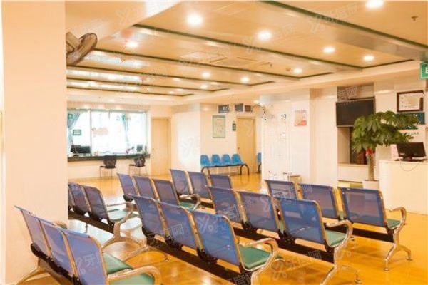 yanke.yadoo.cn福建省人民医院眼科近视手术价格.jpg