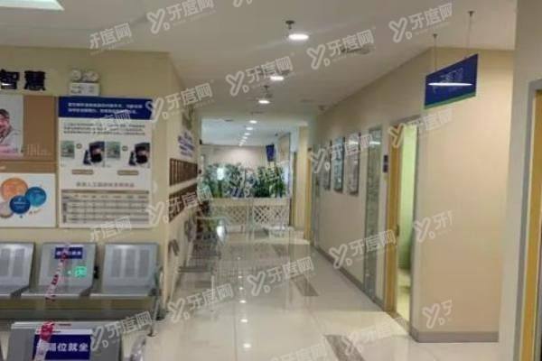 肇庆爱尔眼科医院价格表查询yanke.yadoo.cn