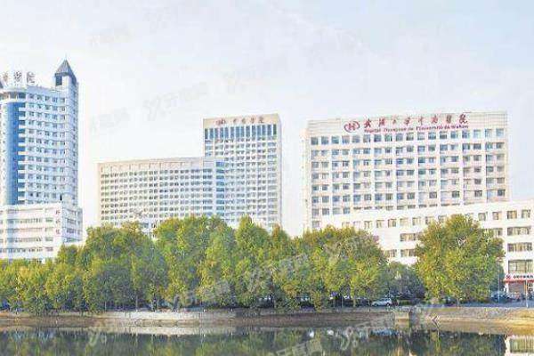 yanke.yadoo.cn武汉大学中南医院近视矫正手术价格2.jpg