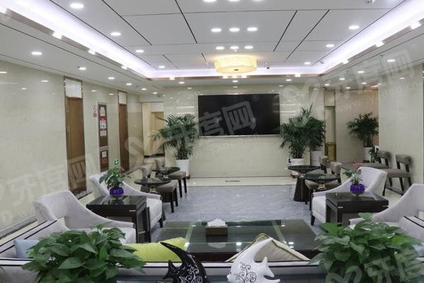 西宁韩美美容医院等待区