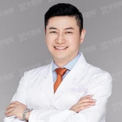 李林