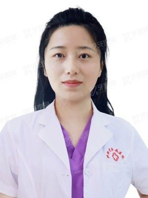 彭云霞
