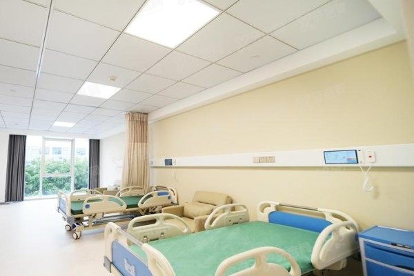 深圳深西爱尔眼科医院收费高吗