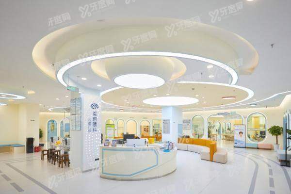 昆明眼科胡敏坐诊地址3.jpg