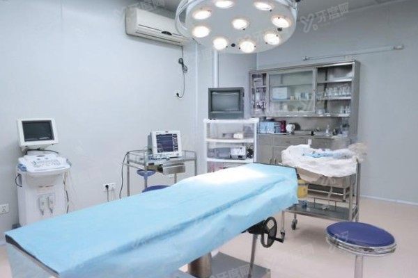 苏州乐桥疤痕专科医院医生
