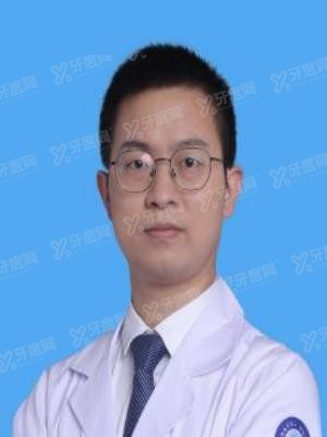 赵亮