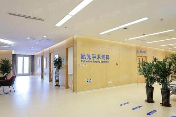 沈阳普瑞眼科医院近视手术多少钱啊