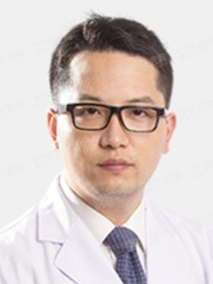 房志强