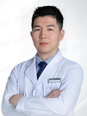李奇
