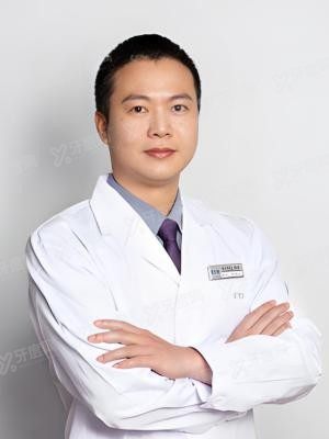 黄志昌