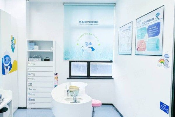 苏州太学眼科医院近视手术医生介绍