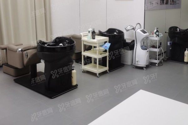南京建国领秀植发医院医生介绍