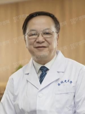 瞿佳