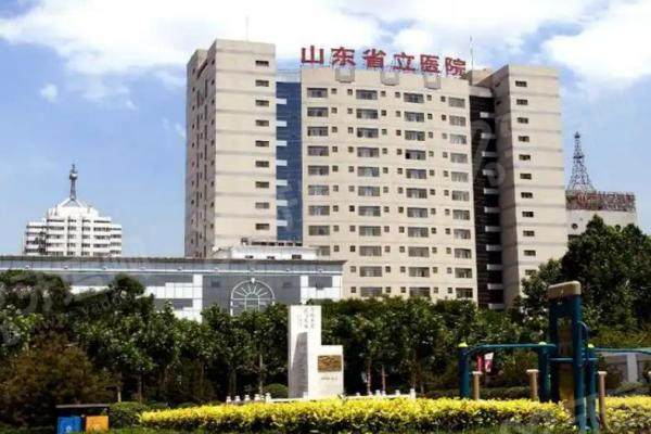 山东省立医院眼科近视手术费用更新:半飞秒1.2万起,专 家坐镇,挂号攻略公开!3 山东省立医院眼科近视手术费用更新:半飞秒1.2万起,专 家坐镇,挂号攻略公开!3