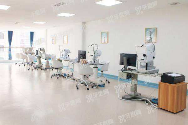 西安佰视佳眼科医院晶体植入怎么样2.jpg