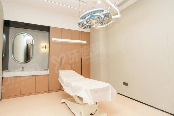 武汉艺星整形隆鼻多少钱