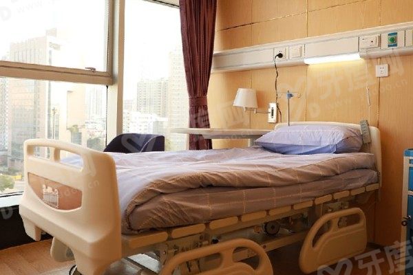 南京美莱美容整形医院谭小梅医生简介