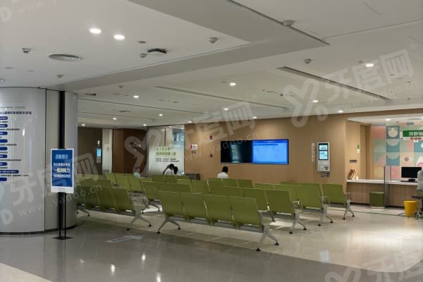 哈尔滨爱尔眼科医院哪个医生好