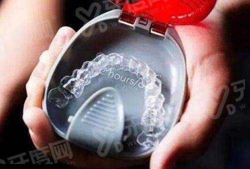 士卓曼iti纯钛种植牙质量怎么样？优点多稳定性强，缺点是价格略高，附详细价格表！ 