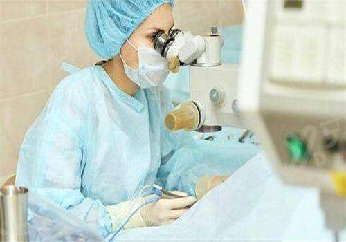 三、成都新视界眼科医院医生介绍？（经验多，专精可靠）yanke.yadoo.cn