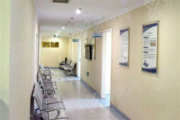 2026北京大兴区医院牙科收费标准：种植牙1580+矫正4500+镶牙200+