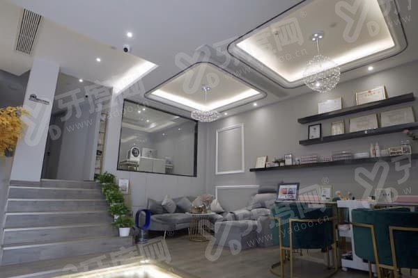 南昌焕馨医学美容怎么样?它成立5 - 10年且已完成项目备案，地址在铜锣湾广场沿街商铺5 - 107