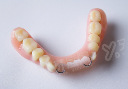 三、成都西南口腔医院怎么样？（正规资质，医生经验多，设备精良）yanke.yadoo.cn