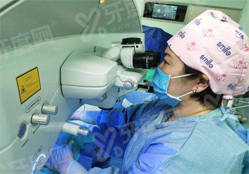 间歇性外斜视可以不管吗？不可以，揭秘主要治疗方法手术费用