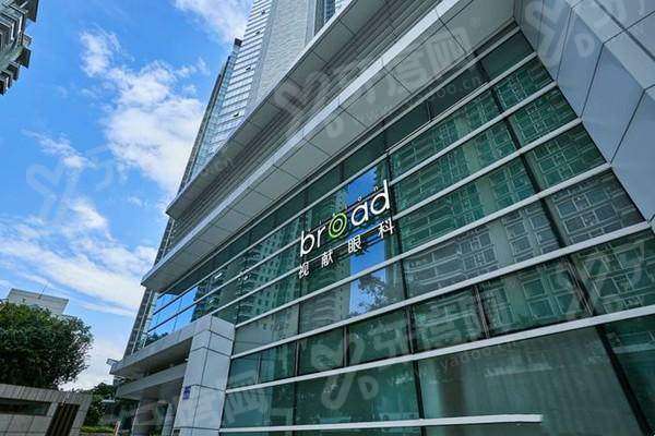 广州视献眼科医院技术好吗？全飞秒价格透明，蔡司设备靠谱，术后视力恢复快