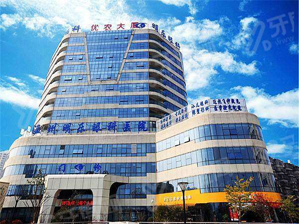 温州华厦眼科医院地址在哪里？鹿城区锦绣路，专家亲诊近视矫正技术精湛