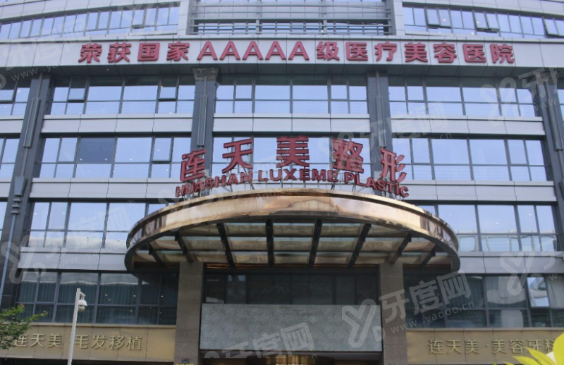 万连壮医生怎么预约？隆胸技术自然灵动，效果靠谱值得面诊