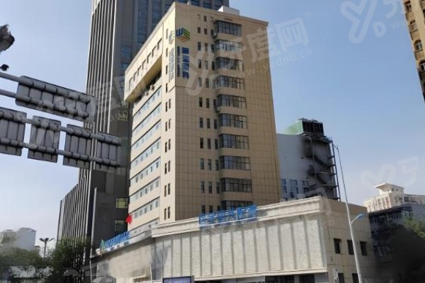 武汉普瑞眼科医院口碑怎么样？名医领衔设备精，价格透明服务暖，患者点赞实力强