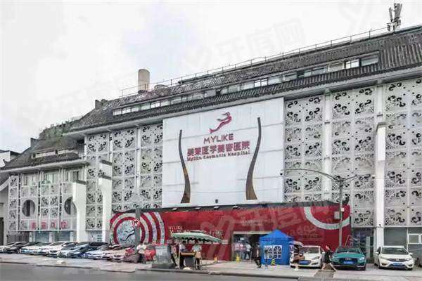 成都美莱熊猛医生做隆胸技术怎么样？内窥镜双平面塑形自然，价格透明预约便捷