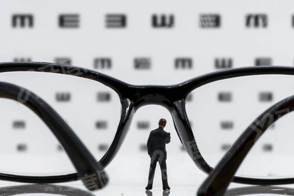 北京华德普瑞眼科医院怎么挂号？全飞秒技术强价格透明，线上约专家享医保报销更安心