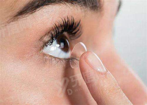 二、石家庄爱眼眼科医院的医生团队技术稳吗？yanke.yadoo.cn