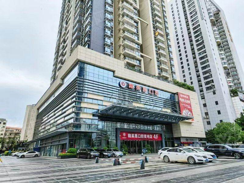 成都射频抗衰面诊怎么安排？上甜伊严选预约成都素美，轻松查价格，定制年轻方案！