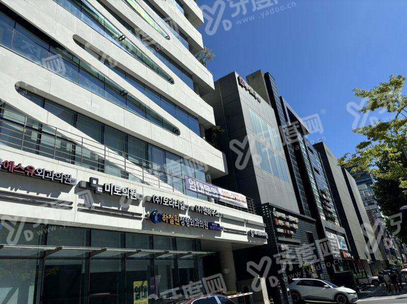 Madeu 皮肤科拉拉焕肤 LDM 管理预约渠道，首尔 Eonni 直通诊所不用找中介？效果自然，上首尔 Eonni 查询直达