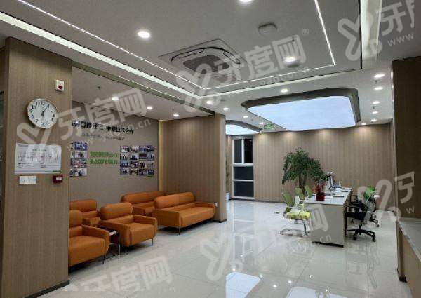 周口植得口腔门诊预约要带什么？备齐证件病历享德系微创种植，透明收费更安心