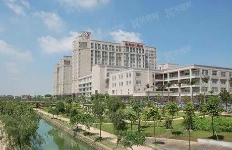 广州市番禺中心医院口腔科种植牙价格表www.yadoo.cn